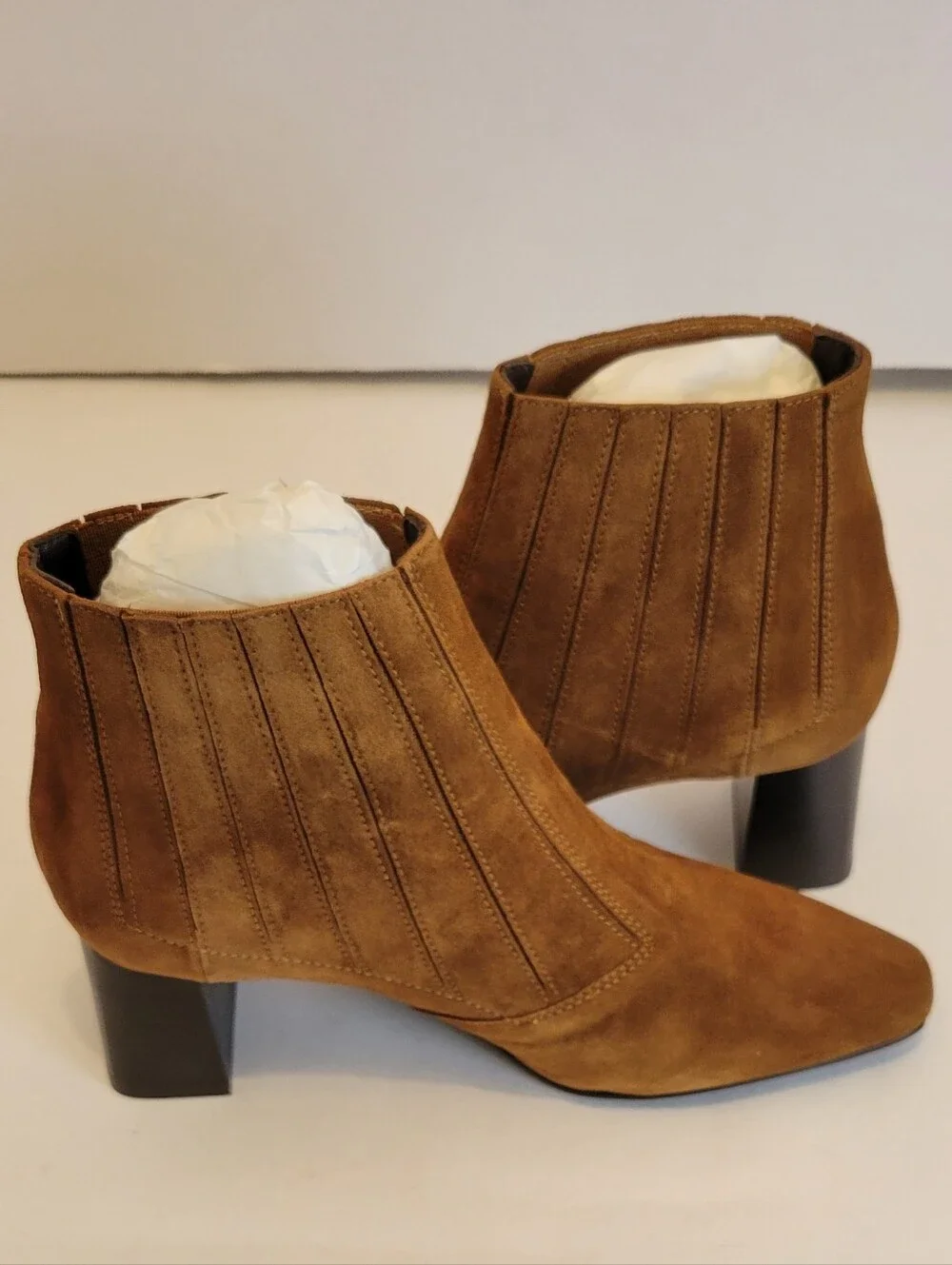 NIB Italeau Jane Waterproof Brown Suede Leather Ankle Booties EU 36 US 5.5-6 Han